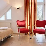 Apartment Airport Messe Casa *