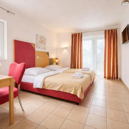 Airport Messe Casa Apartment *