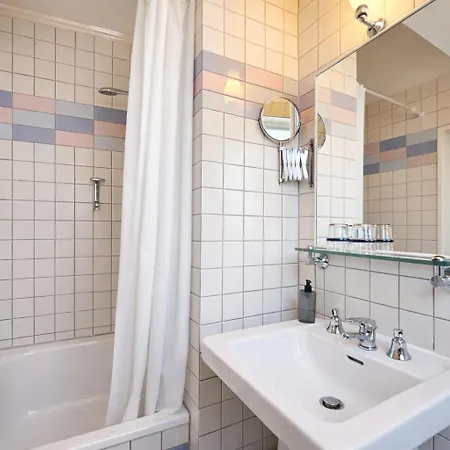 Airport Messe Casa Apartment *