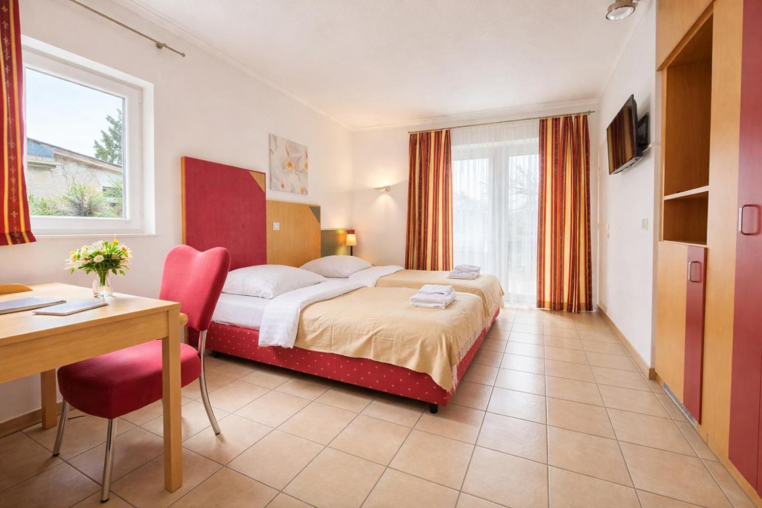 Airport Messe Casa Apartment *