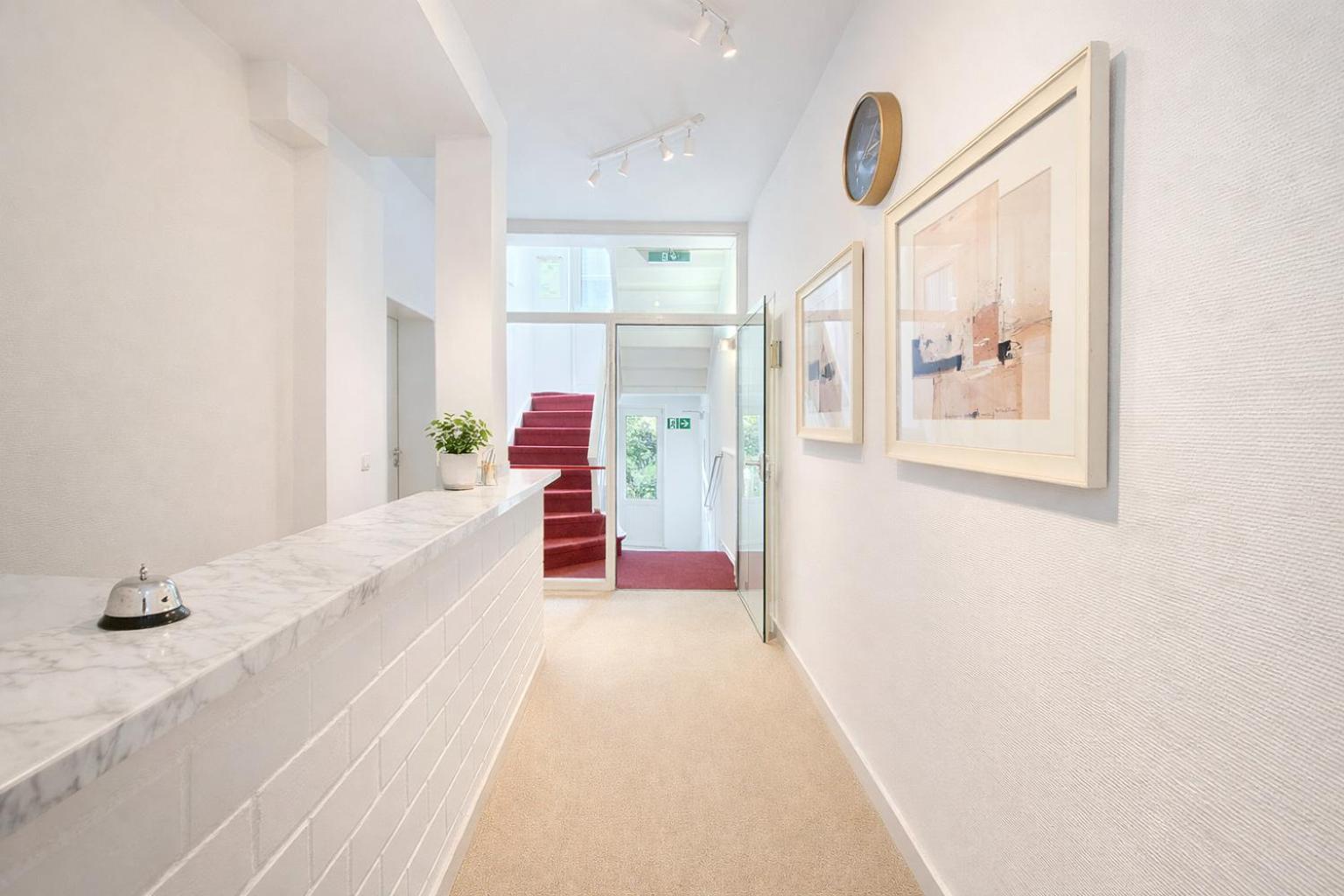 Airport Messe Casa *