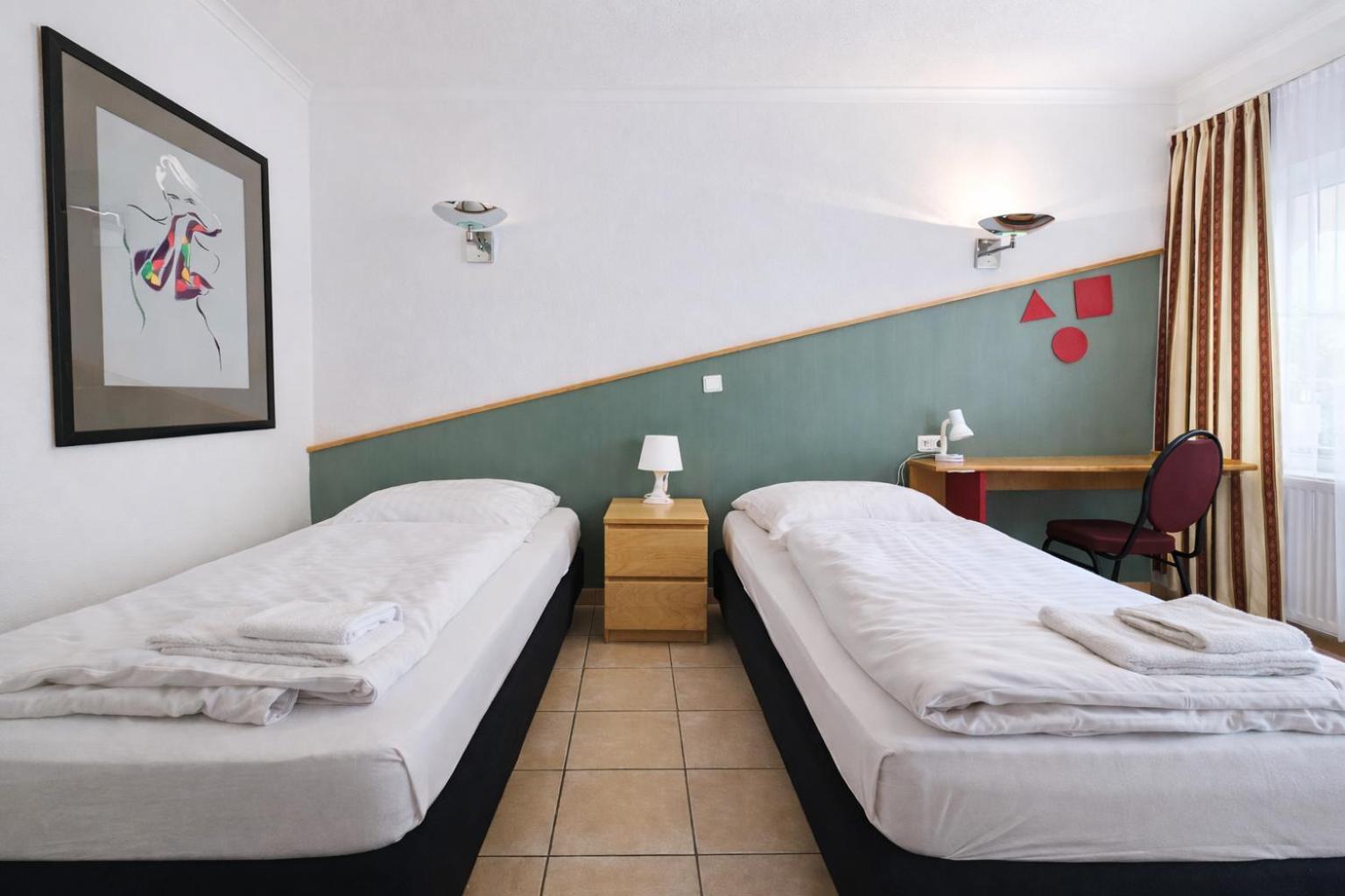 Airport Messe Casa Apartment *